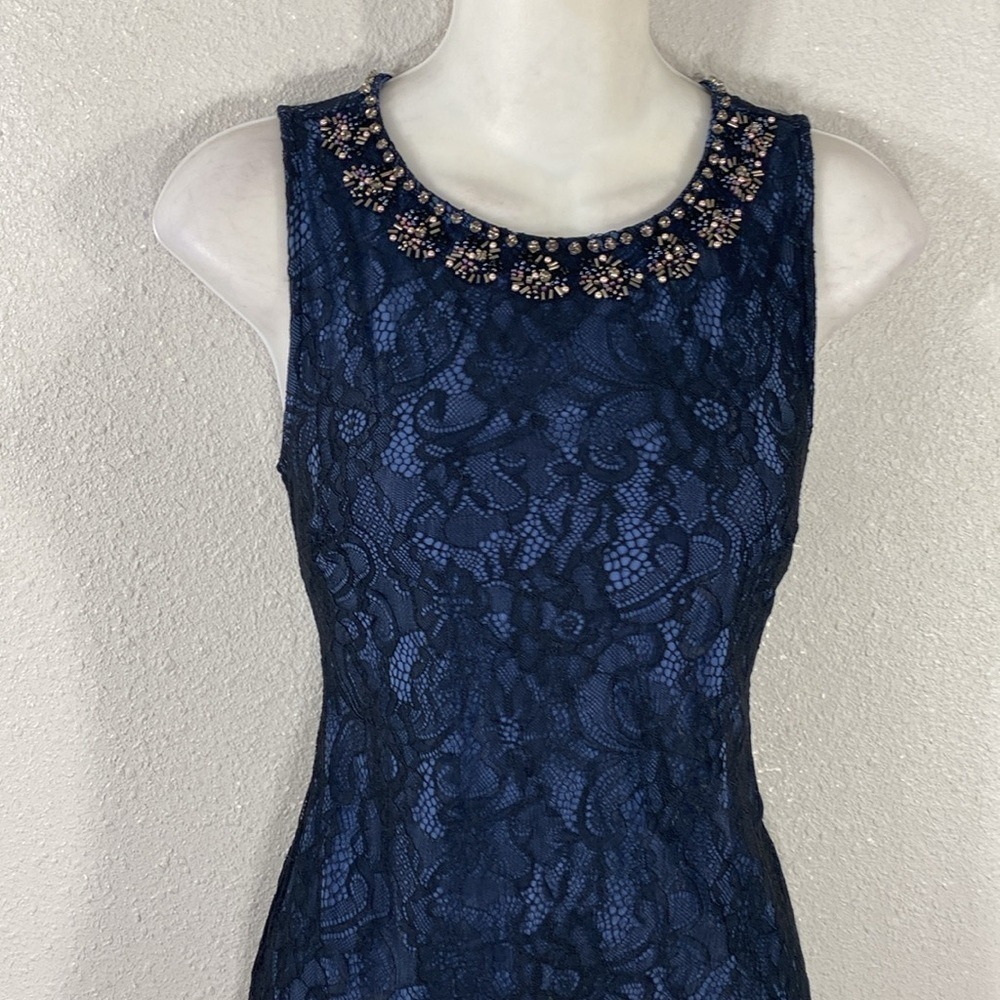 White House Black Market Blue Black Sleeveless Lace Shell Top XXS AE19 - Picture 5 of 14